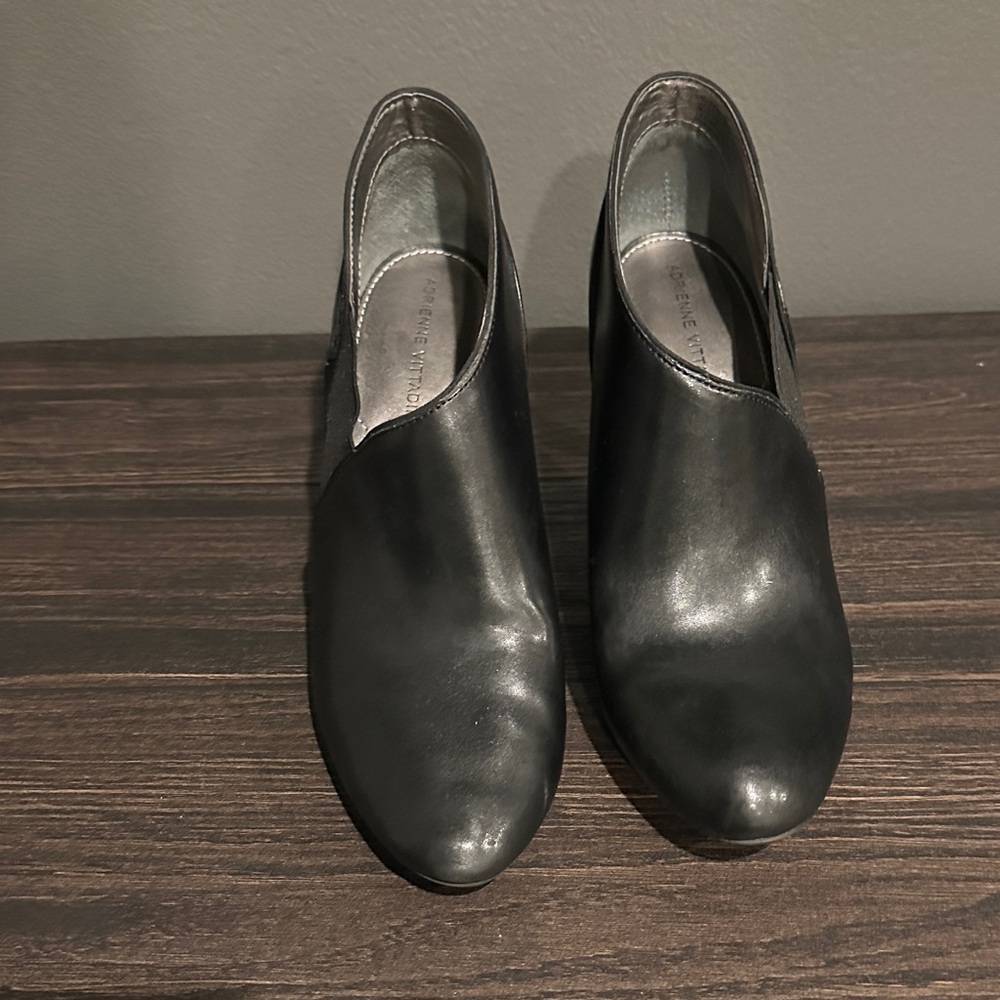 Adrienne Vittadini Black Leather Loafers